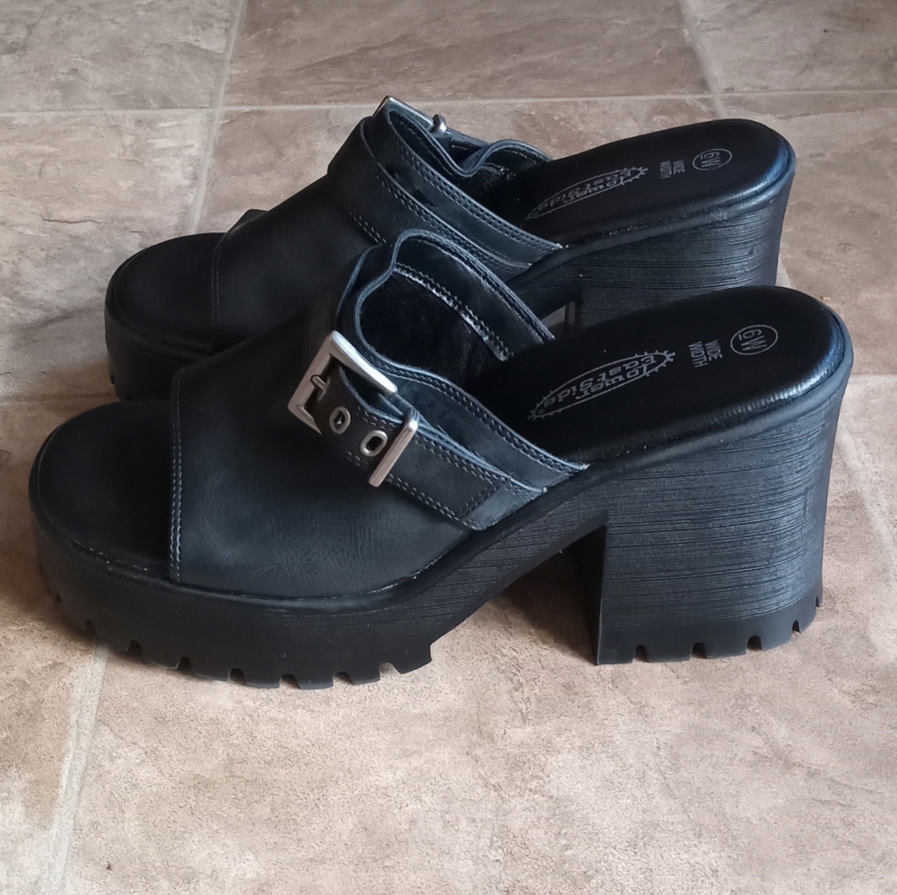 Vintage Y2K Lower East Side Chunky Black Open Toe Sandal Size 6W
